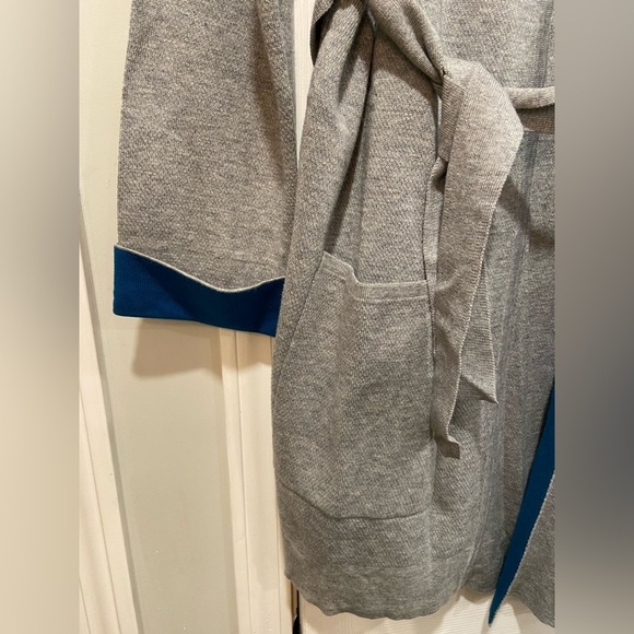 NWT The Limited Gray Turquoise Knit Wrap Front Hooded Belted Cardigan Size XL - Picture 7 of 12
